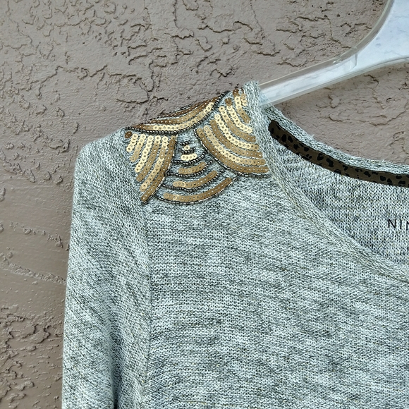 NINE WEST SWEATER KNIT SEQUINED TOP LONG SLEEVED - Picture 2 of 9